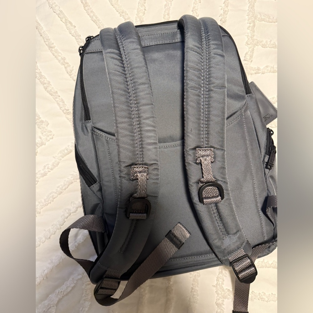 Tumi - Essential Gray Backpack *NEW* - image 4